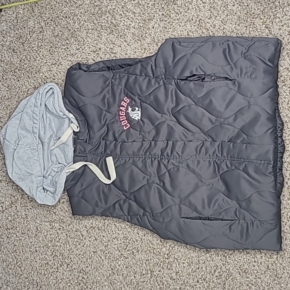 Game Day Couture Washington State Cougars Puffer Vest - Picture 1 of 7